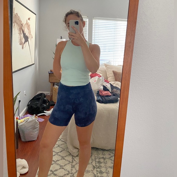 Lululemon Razorback Turquoise Top - Picture 4 of 6